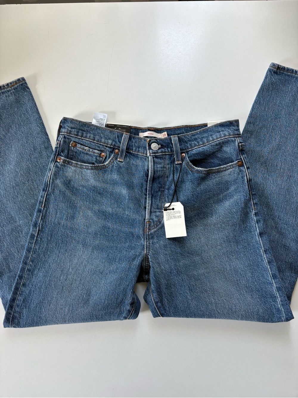 Levi’s NWT Wedgie Jeans 29